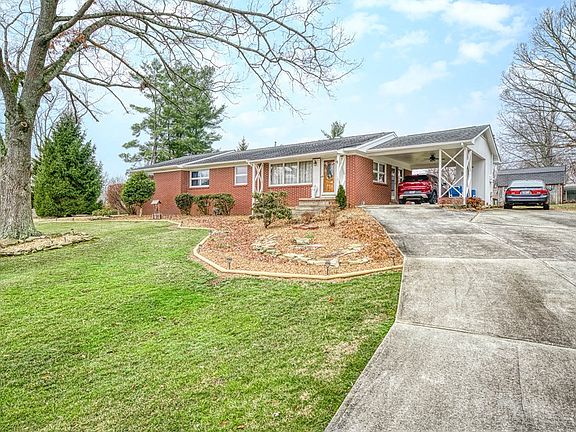 2nd image of 121 Malver Dr