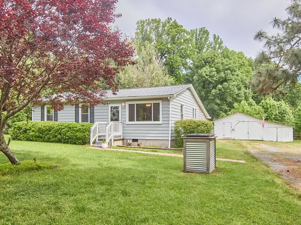909 Goodwin Rd, Durham, NC 27712
