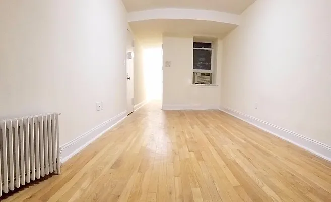 Rented by HOME RESIDENTIAL LLC | media 8