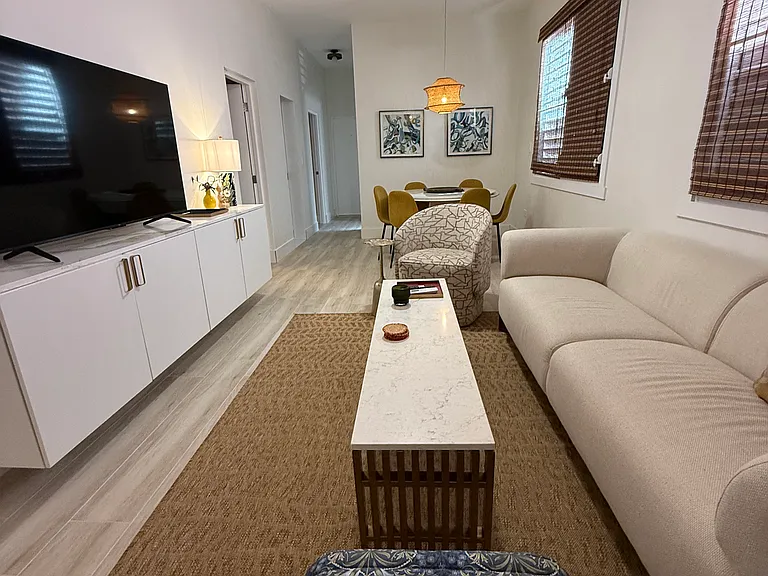159 Calle Taft #1 — Photo 15