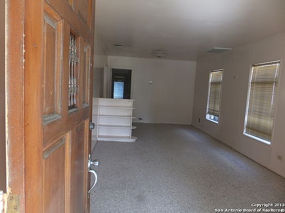 3rd image of 123 Furr Dr