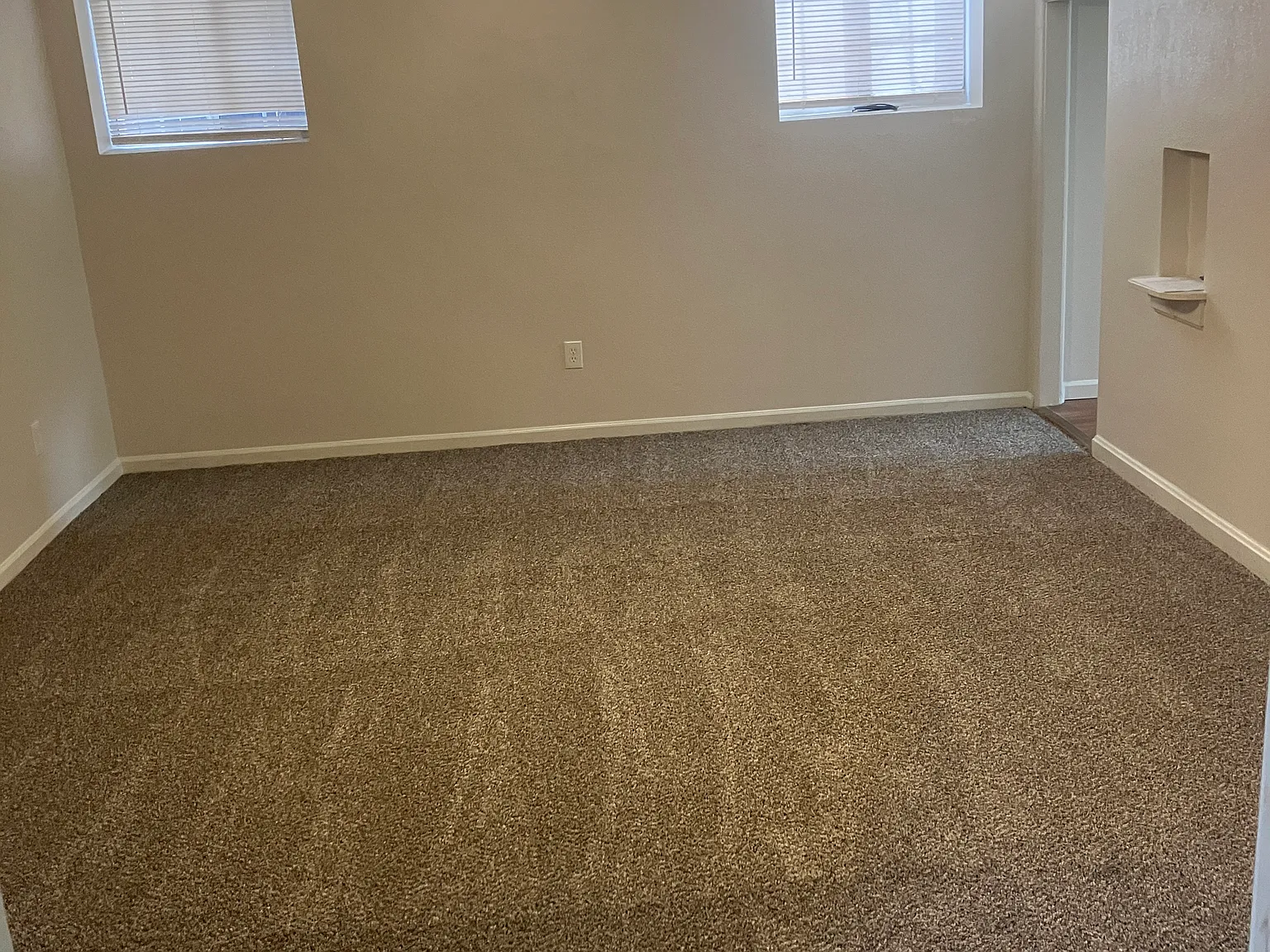 1 bed, 500 sqft, $1,000 — Photo 1