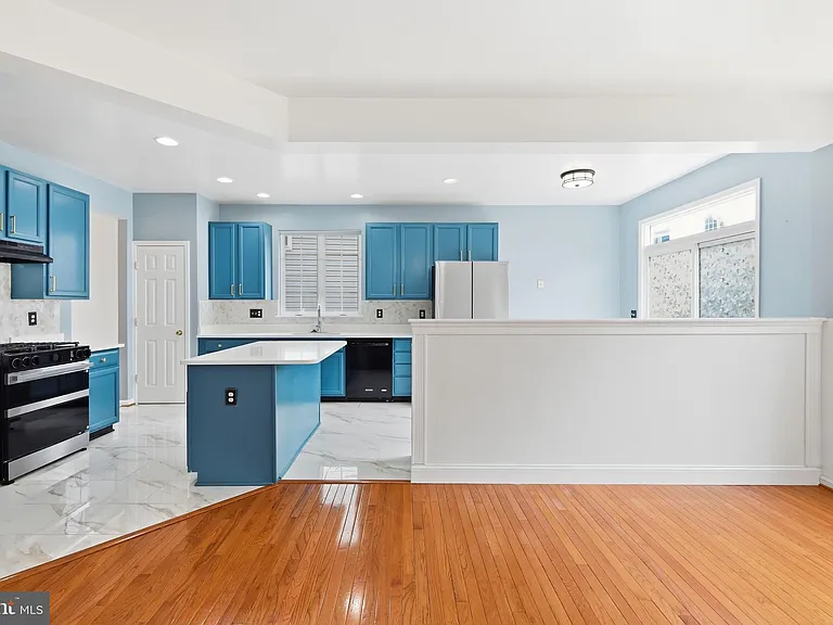 2917 Markhams Grant Dr — Photo 19