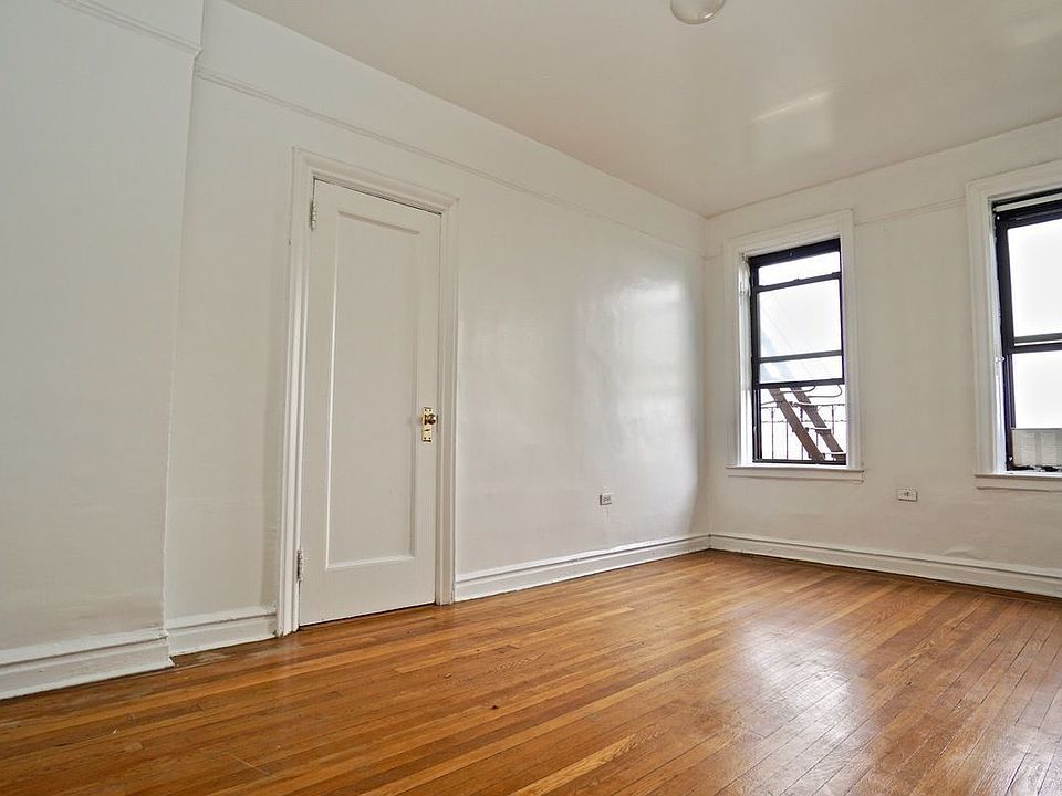 2nd image of 731 W 183rd St #4J