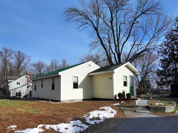 588 Mills Point Road, Colchester, VT 05446