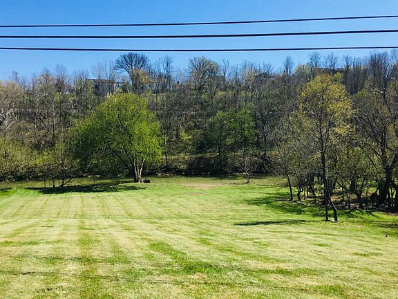 2nd image of 110 Eagle Bend Dr