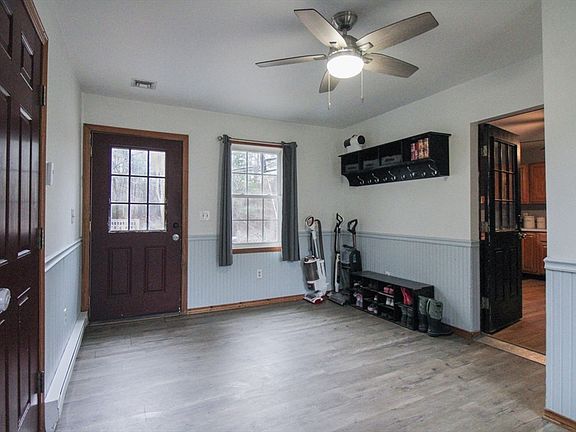 4th image of 261 Greenwich Rd