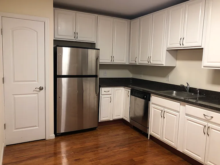 448 Palisade Ave #302 — Photo 10