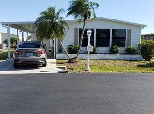 324 Ivywood Ln, Naples, FL 34112