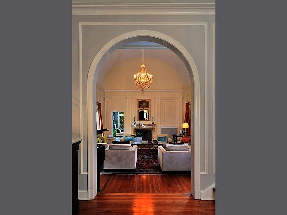 4th image of 500 Elmwood Ave