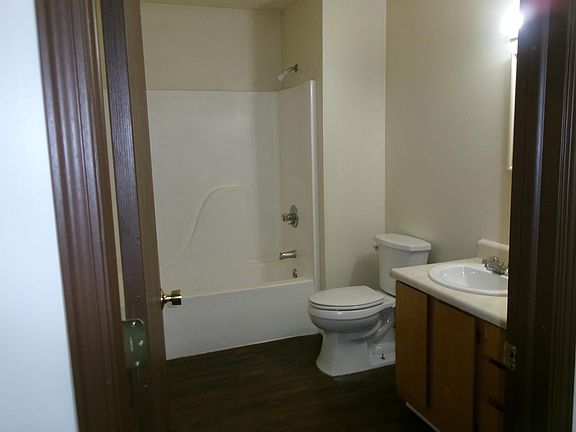 5th image of 1001 N 4th St