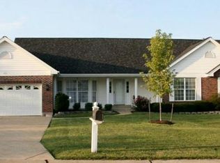 703 Pine View Ct, Lake Saint Louis, MO