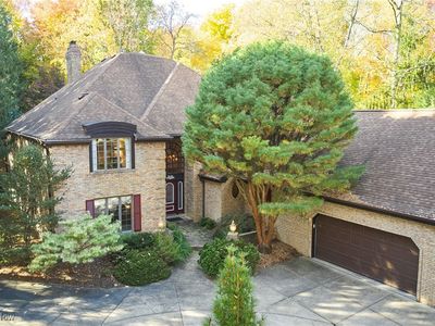 692 Pine Point Dr, Akron, OH, 44333