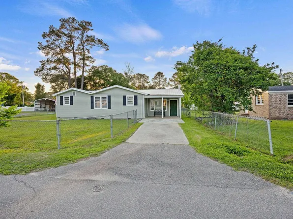 109 Plum Ln., Andrews, SC 29510