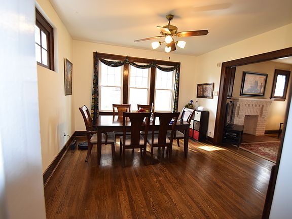4th image of 3646 Brentwood Ave