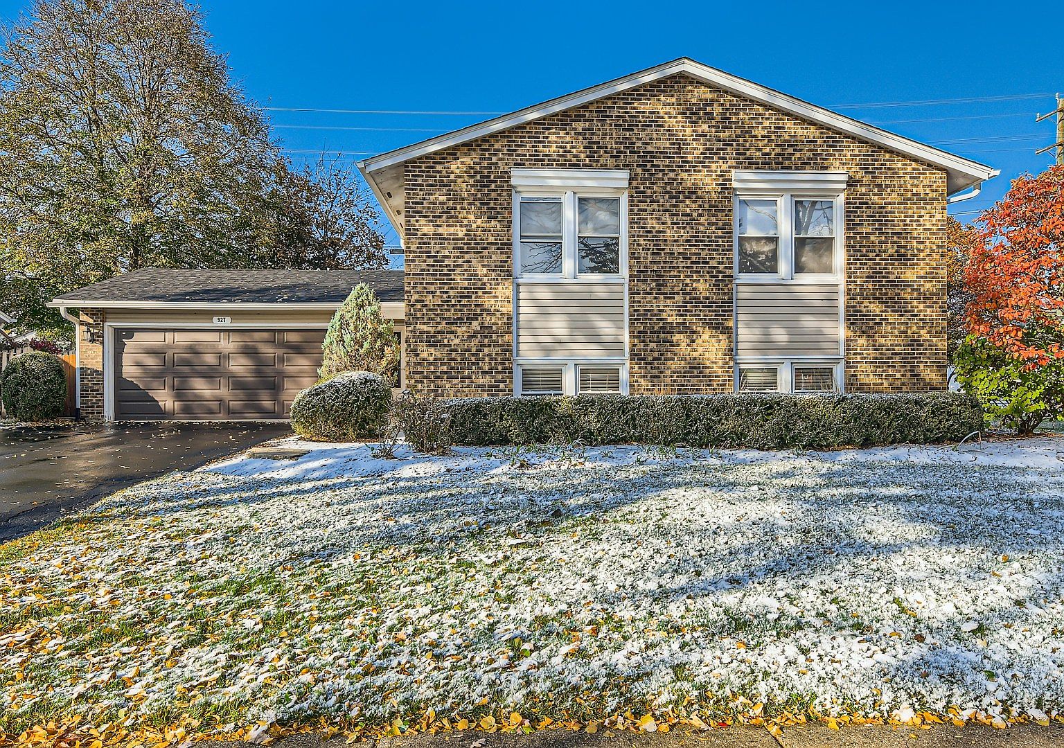 927 Mississippi Ln, Elk Grove Village, IL 60007 Zillow