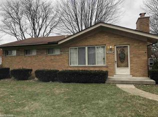 35751 Strathcona St, Clinton Township, MI 48035