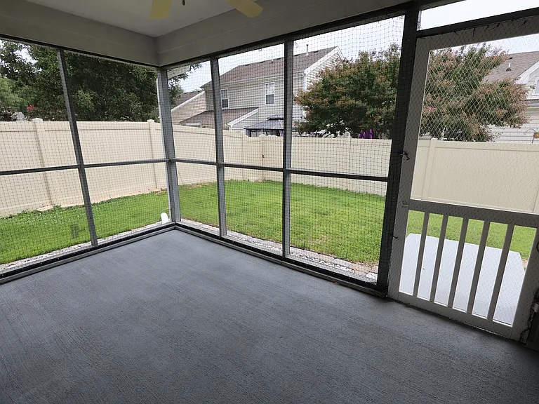 13444 High Gate Mews — Photo 17