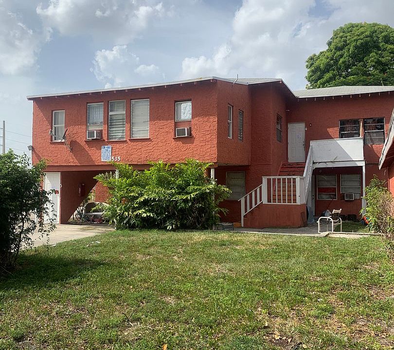 1st image of 535 Palmetto St APT 3