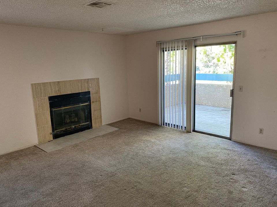 Large living room with balcony