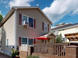 27 Silver St #1A, Middletown, CT 06457