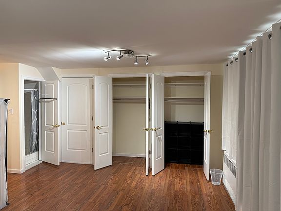 4th image of 849 Oliver St Floor 1