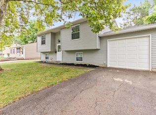 3394 Fontaine Rd, Columbus, OH 43232