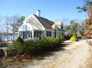 29 Hamblin Rd, Mashpee, MA 02649