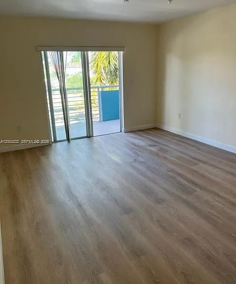 16851 NE 35th Ave #27 — Photo 13