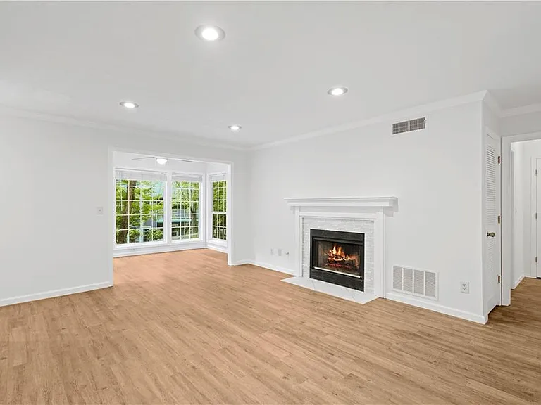 901 Gettysburg Pl — Photo 18