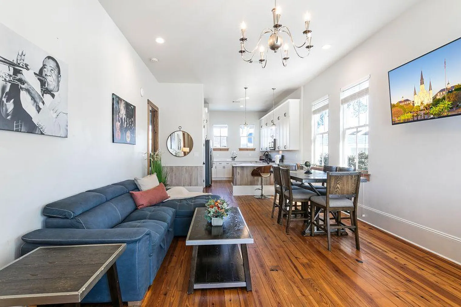3 bed, 2.0 bath, 1496 sqft, $8,892 — Photo 2