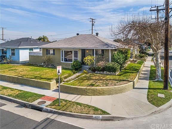 2nd image of 4702 Lomina Ave