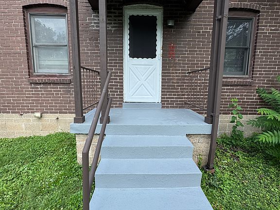 3rd image of 3416 Saint Mark Ln