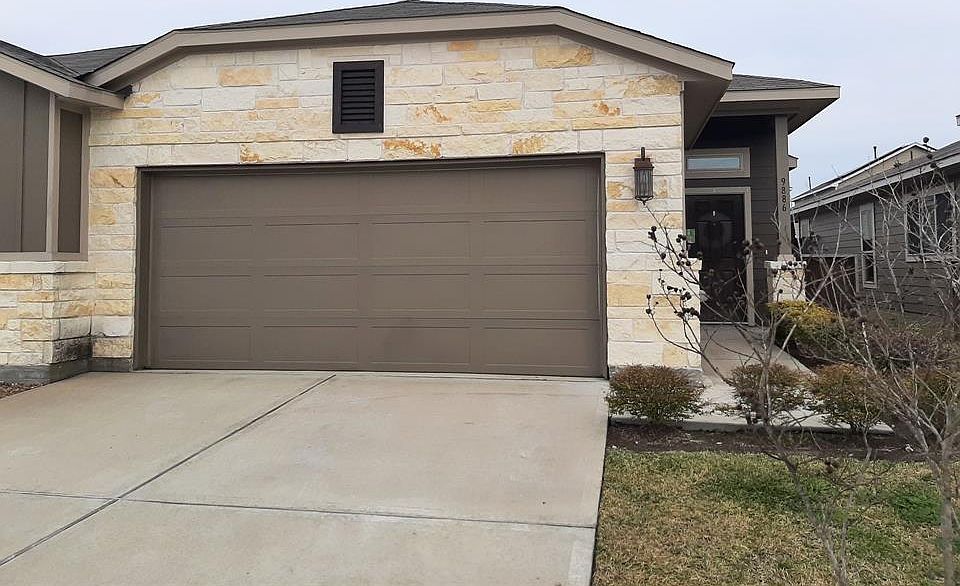 1st image of 9886 Grosbeak Ln