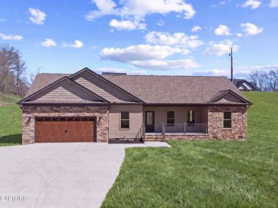 380 Hillvale Rd, Clinton, TN, 37716