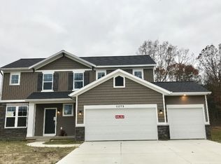 1273 Old Gun Club Ct, Lowell, MI 49331