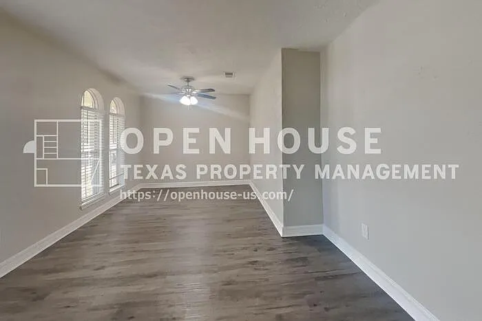 3 bed, 2.0 bath, 1692 sqft, $1,850 — Photo 4