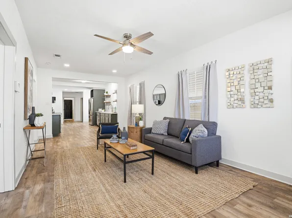 1026 W Lynwood, San Antonio, TX 78201