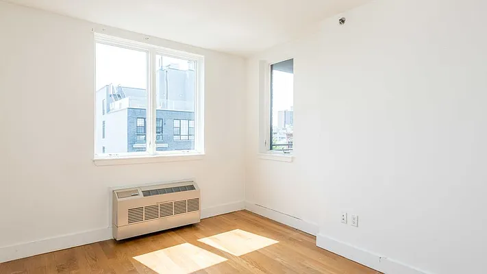 Rented by Nooklyn NYC LLC | media 1