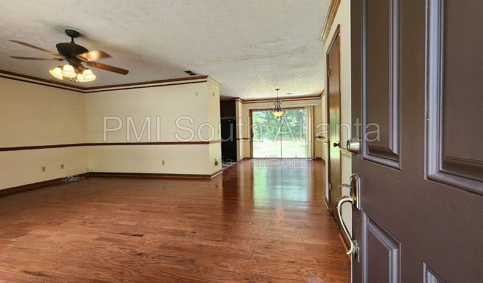 3 bed, 2.0 bath, 1308 sqft, $1,575 — Photo 4