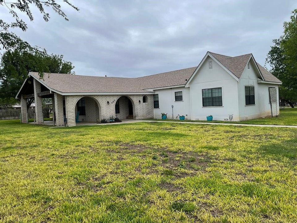 907 W Lucille St, Hebbronville, TX 78361 MLS 415121 Zillow