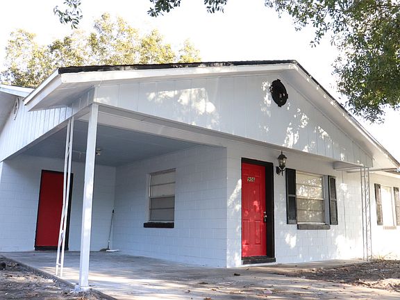 2nd image of 906 Kerry Blvd
