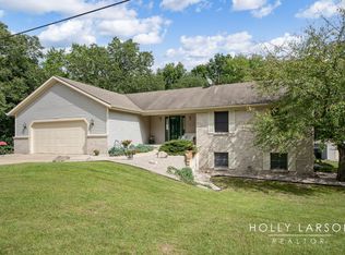 6050 Greeley Ave NE, Rockford, MI 49341