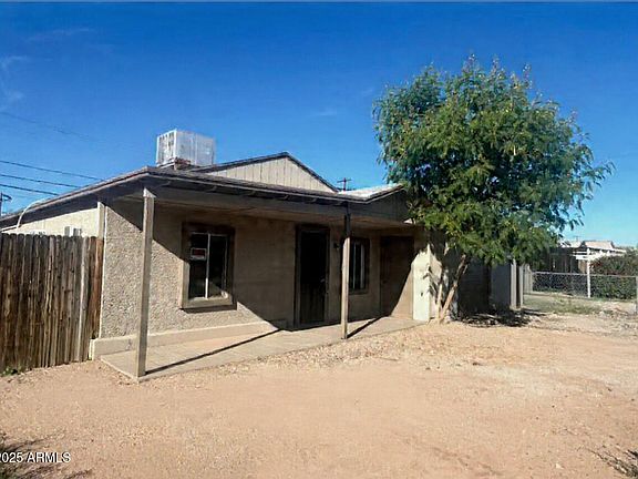 3rd image of 1642 N 38TH Avenue