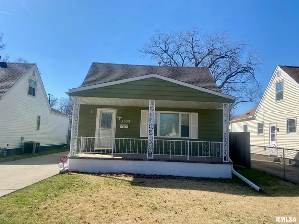 2053 N 22nd St, Springfield, IL 62702