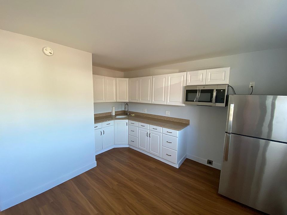 Kitchen (stove will be in unit)