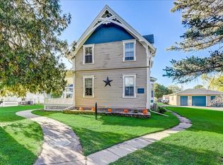 410 Jones Ave #412, Fort Atkinson, WI 53538