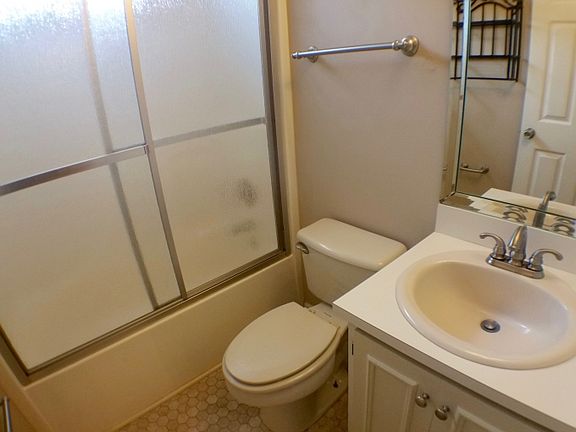3rd image of 45 Lexington Cir