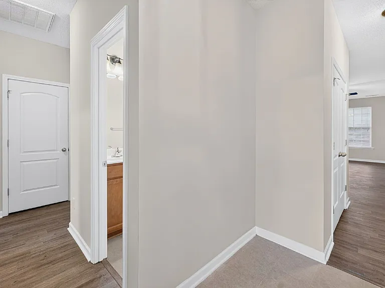 2325 Waverly Crossing Rd — Photo 7