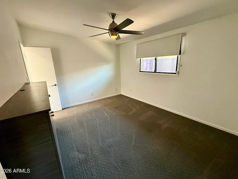 3702 E Paradise Dr — Photo 10